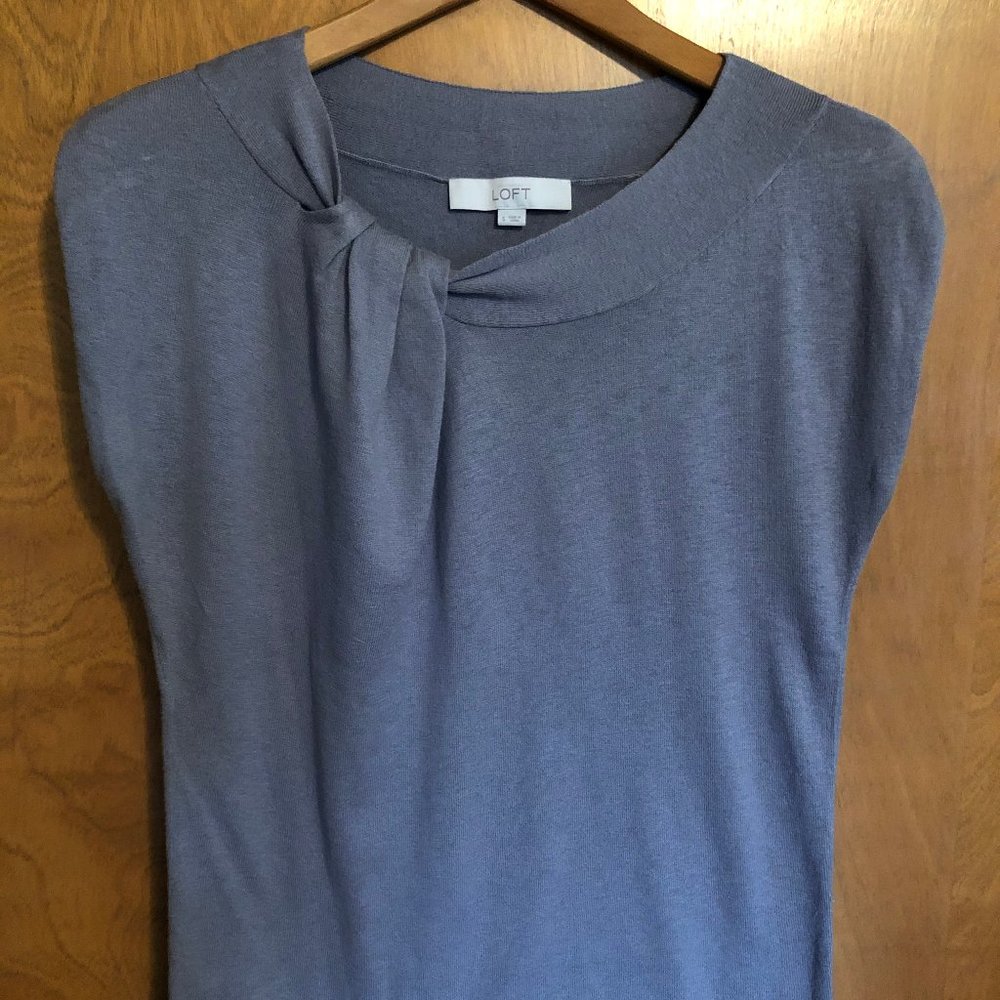 Ann Taylor LOFT Gray Sweater